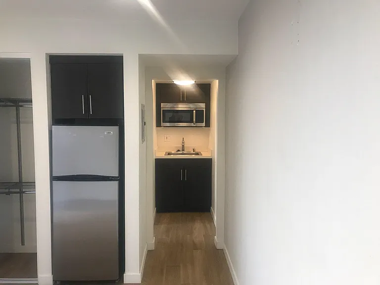 8758 Topanga Canyon Blvd #1 — Photo 3
