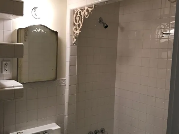 24 East Madison Street - 4162