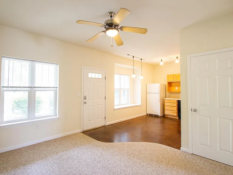 Scholar's Quad Collegiate Apartments — Photo 49