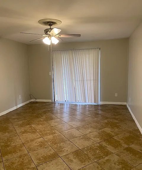27 E Burgess Rd — Photo 3