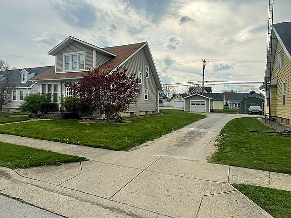 4th image of 311 S Walnut St