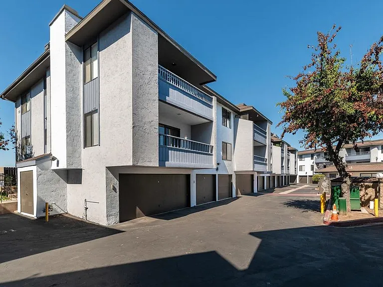 3215 Midway Dr #703 — Photo 3