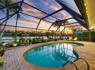 1360 Monarch Cir, Naples, FL 34116