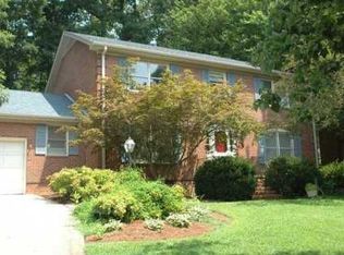 1209 Valleymede Rd, Greensboro, NC 27410