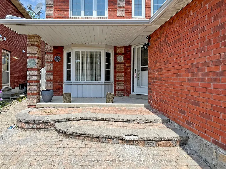 1614 Melman St — Photo 4