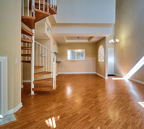4th image of 4301 Fulton Ave APT 303