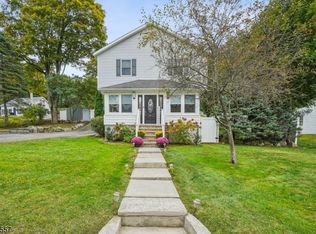 47 Homestead Rd, Lake Hopatcong, NJ 07849