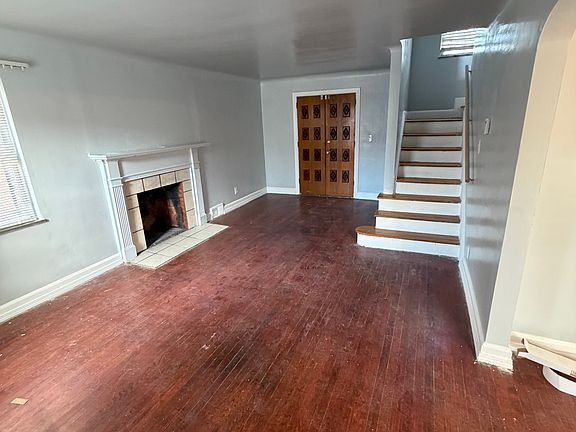 3rd image of 13566 Longacre St