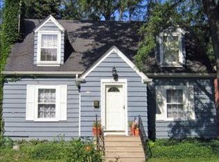 360 N Ridgeland Ave, Elmhurst, IL 60126