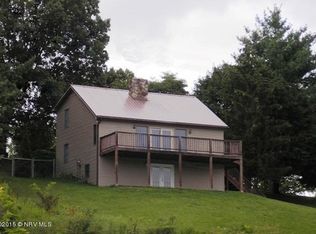 1487 Newbern Rd, Pulaski, VA 24301