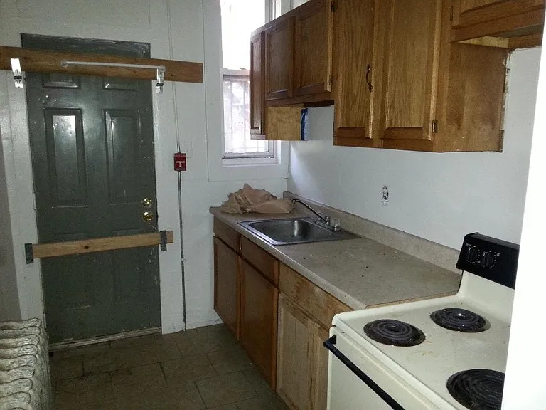 212 S 60th St #1 — Photo 6