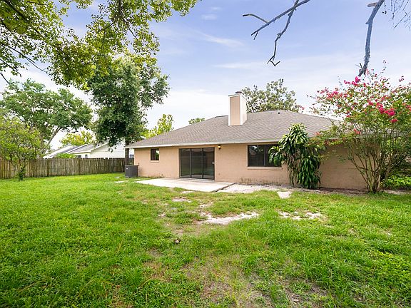 5th image of 1044 Beckstrom Dr