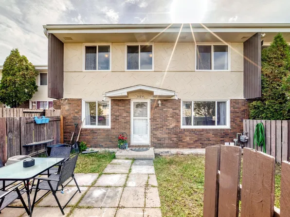167 Roseland Vlg NW, Edmonton, AB T5E 5R6