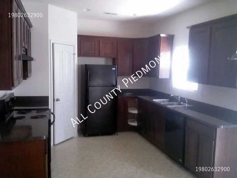 12903 Russborough Ct. — Photo 4