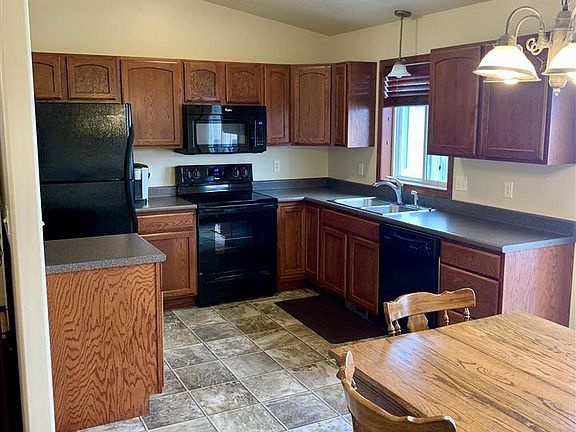 2nd image of 4017 W 93rd St