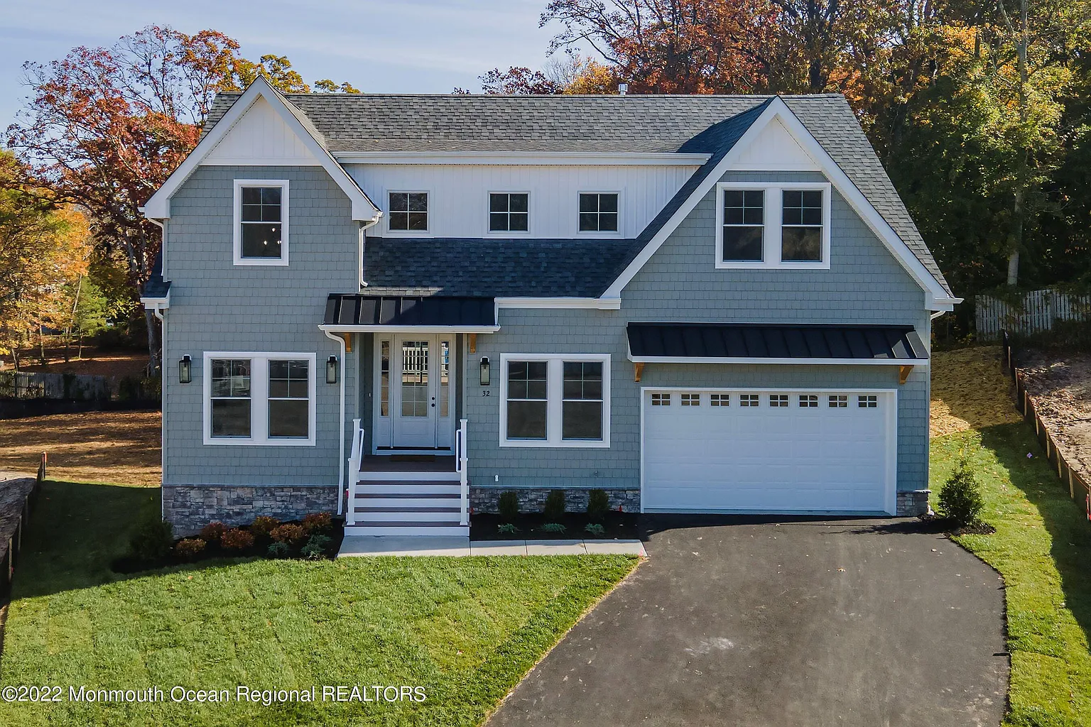 141 Siddons Court photo 1