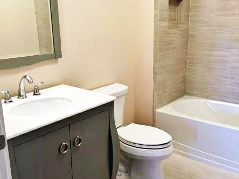 4600 S Sheridan Rd — Photo 17