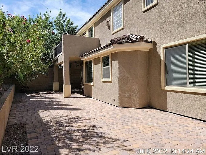 2768 Craigmillar St — Photo 41