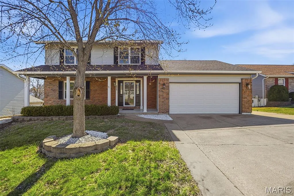 3550 Saint Martin Dr photo 1