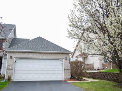 1108 Viewpoint Dr, Lake In The Hills, IL, 60156