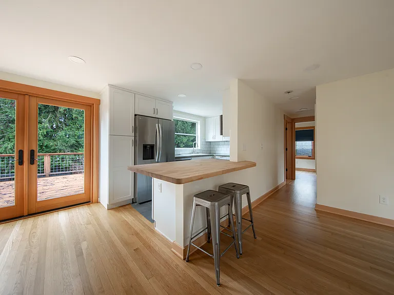 11527 39th Ave NE — Photo 18