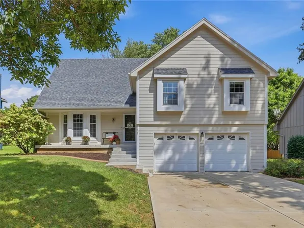 14624 W 83rd Ter, Lenexa, KS 66215