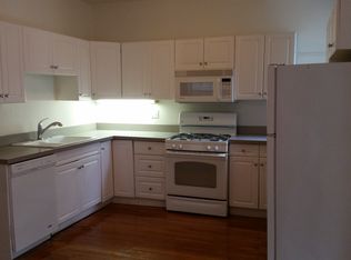 1219 W George St #2, Chicago, IL 60657