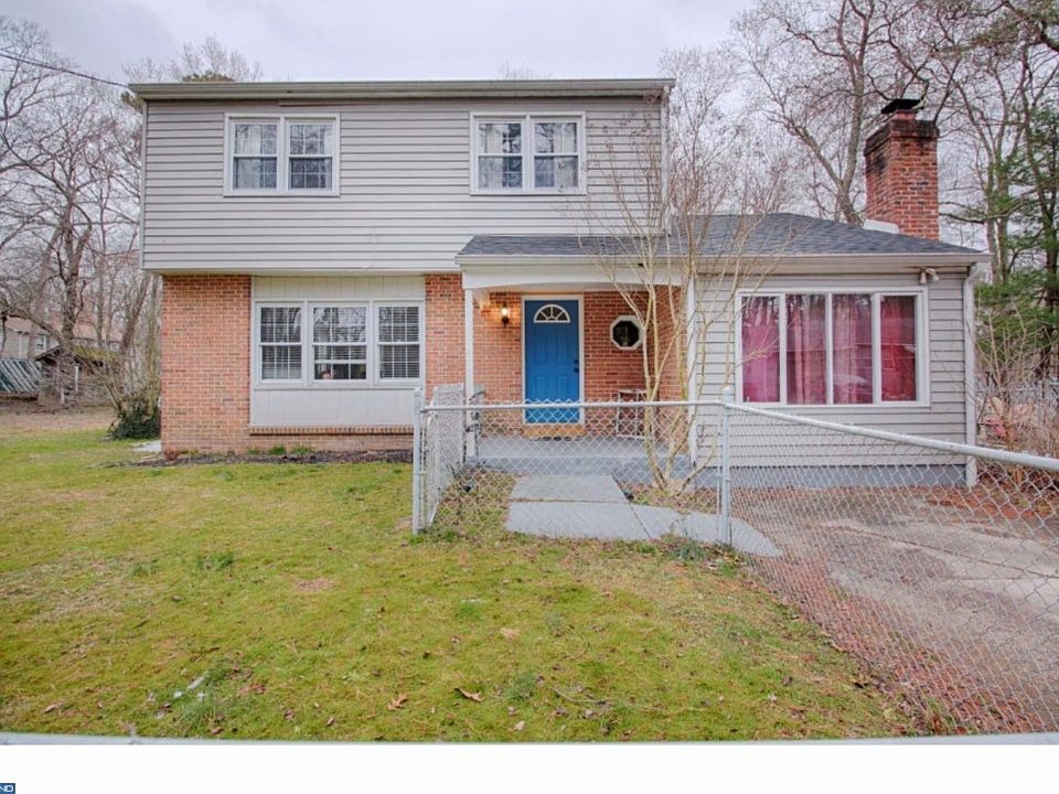 1st image of 48 Iris St