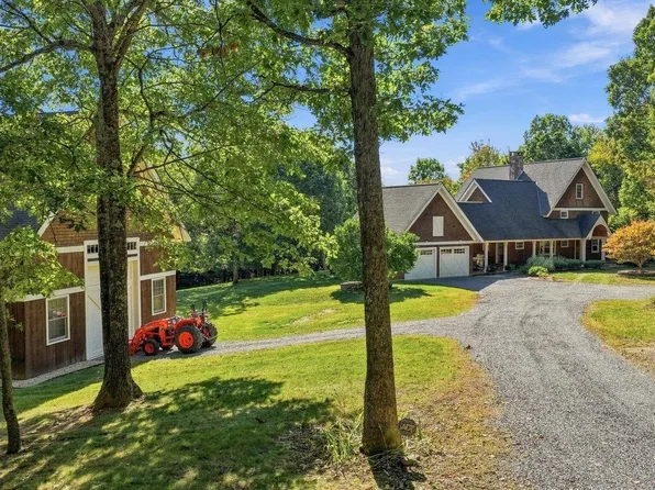 114 C L Lane, Swanzey, NH 03446