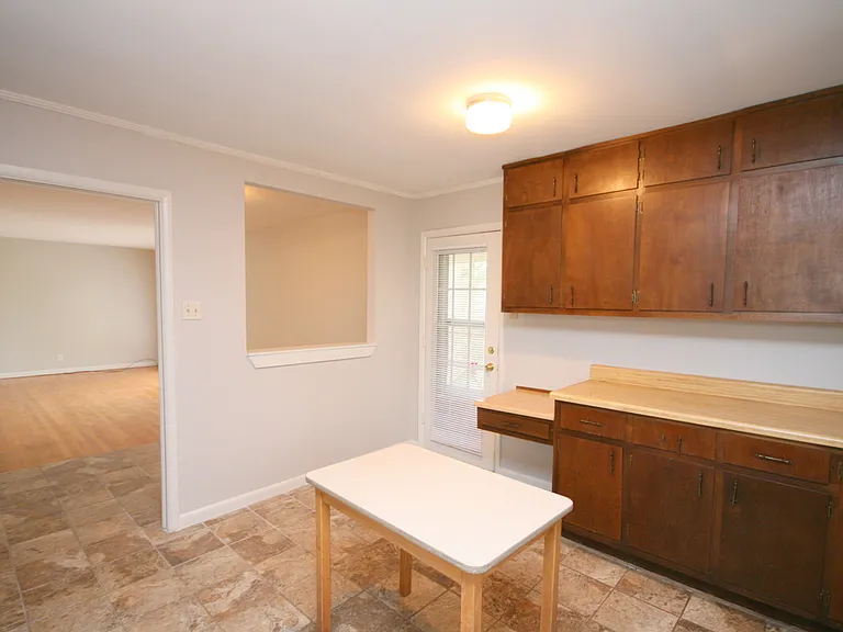417 Greenacres Dr NW — Photo 12