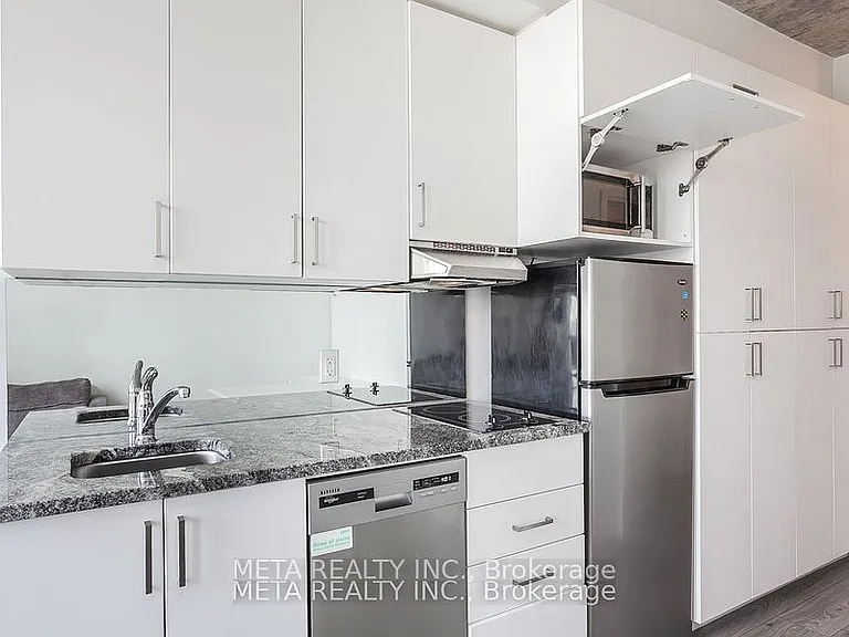 1900 Simcoe St N #530 — Photo 18