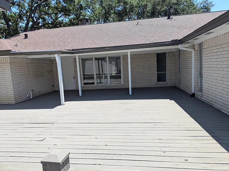 6102 Hummingbird St — Photo 21