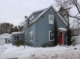 117 Lewiston St, Mechanic Falls, ME 04256