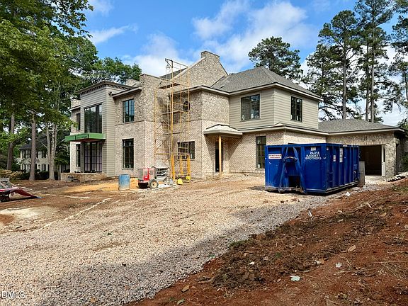 3rd image of 7136 N Ridge Dr