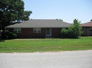 223 N 9th St, Tecumseh, OK 74873