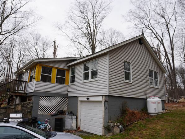 20 Farmers Mills Rd #B