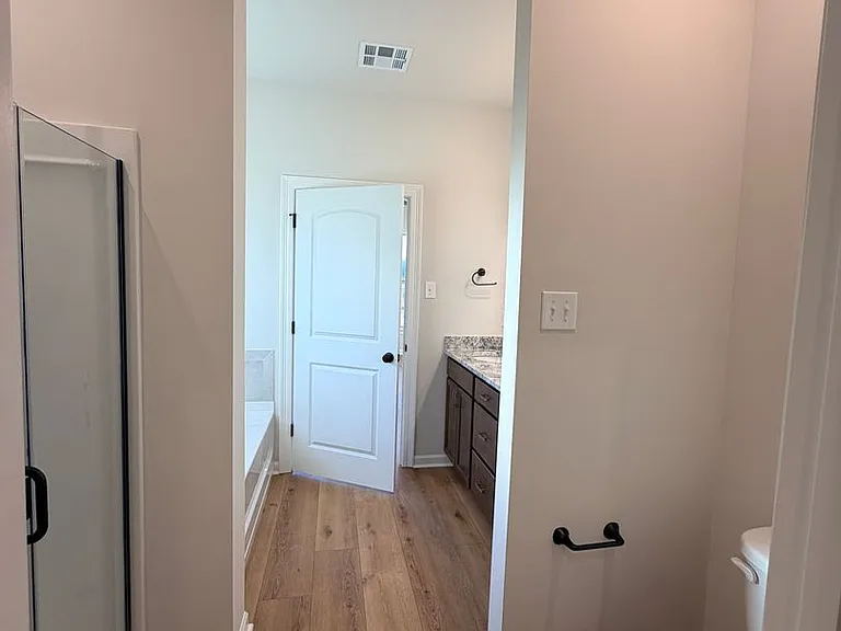 189 Berkshire Pl — Photo 20