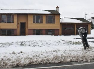 815 Tuscarora Rd, Chittenango, NY 13037