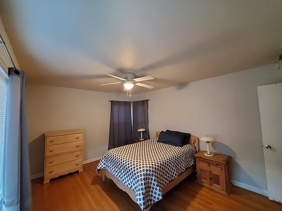 5th image of 646 Olney Dr #1