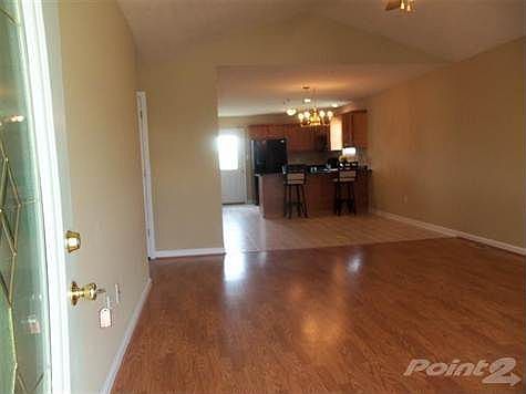 3rd image of 210 Christopher Dr