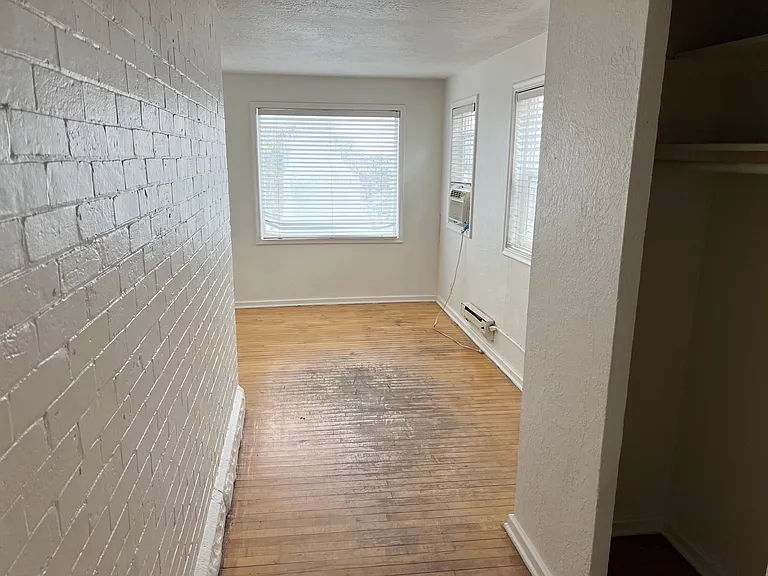 626 N Center St #2 — Photo 8