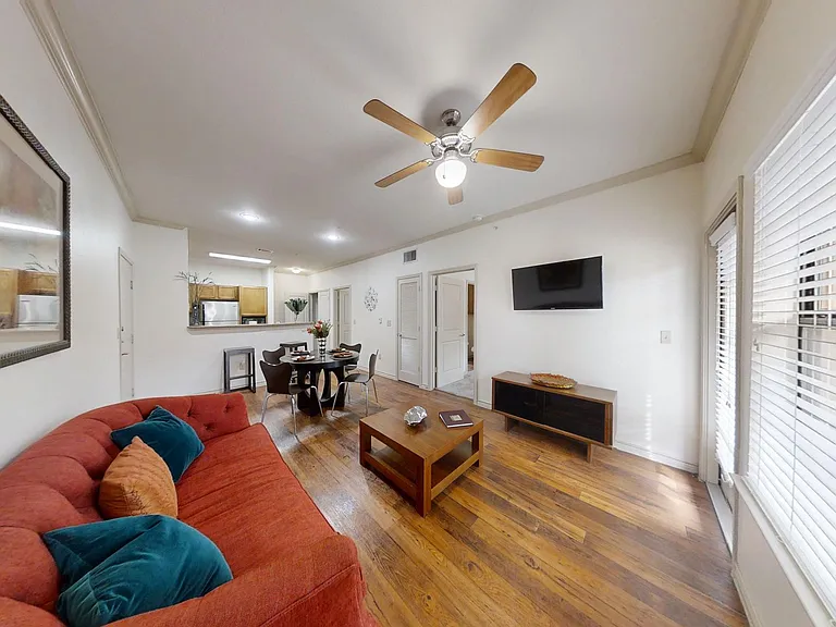 Carmel Canyon Apartments — Photo 34
