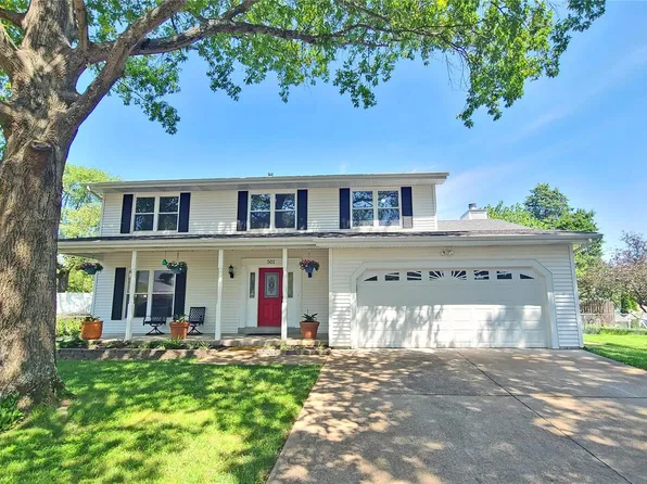 501 Oakton Ridge Ct, Ballwin, MO 63021