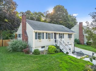 13 Surrey Rd, Salem, MA 01970