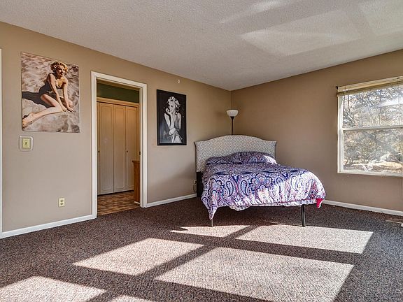 706 S. Walnut St-31
