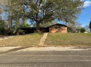 510 N Live Oak St, Gladewater, TX 75647