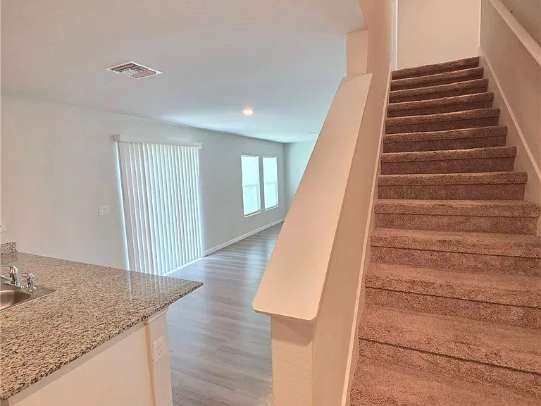 1604 Marble St — Photo 11
