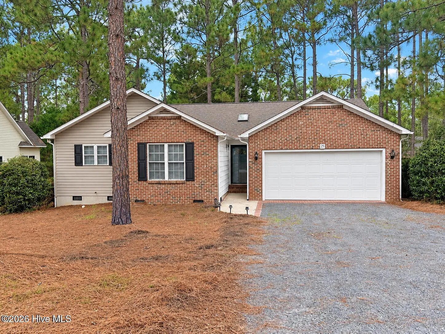 3 bed, 2.0 bath, 1790 sqft, $1,995 — Photo 1
