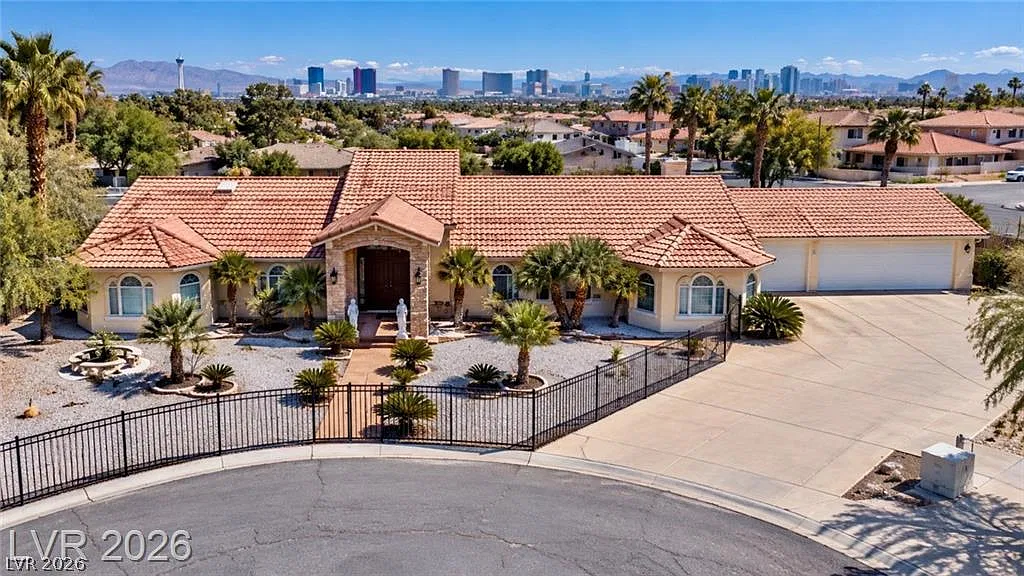 4 bed, 3.5 bath, 3664 sqft, $5,814 — Photo 1