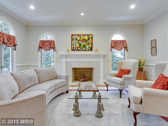 4th image of 8316 Randwood St